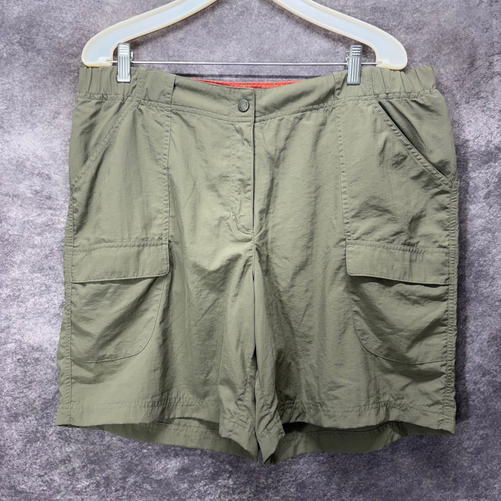 LL Bean Cargo Hiking Shorts Women's 18 Reg Olive Green Nylon Quick Dry Gorpcore
